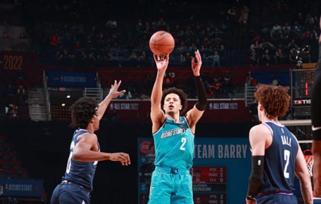 体育视频直播-全明星首日赢家与输家 状元收获荣誉猛龙小将社死