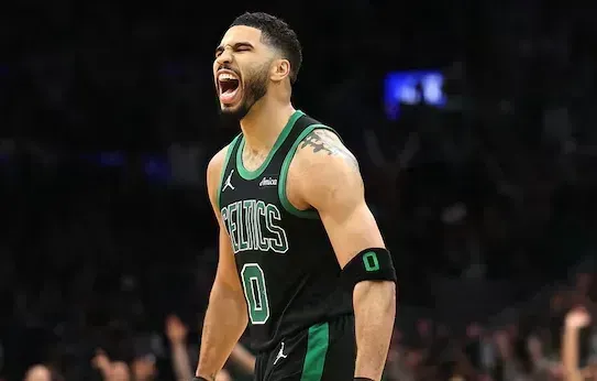 ESPN预测明日比赛：凯尔特人胜率60.2%，热火胜率39.8%