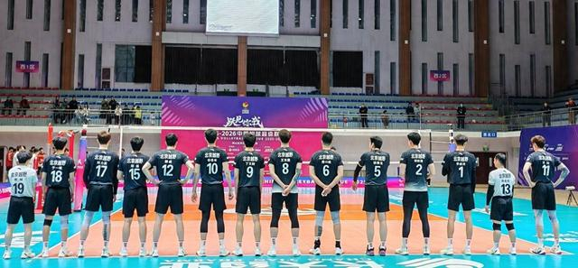 记者观察｜无缘四强，但为北京男排老将们鼓掌|刘力宾|郭成|比赛|球队|江川_新浪新闻